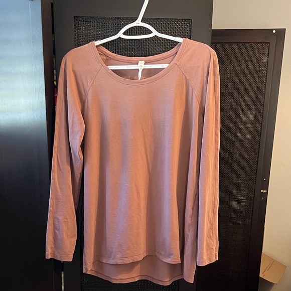 lululemon athletica Tops - lululemon athletica Dusty Rose Long Sleeve Top